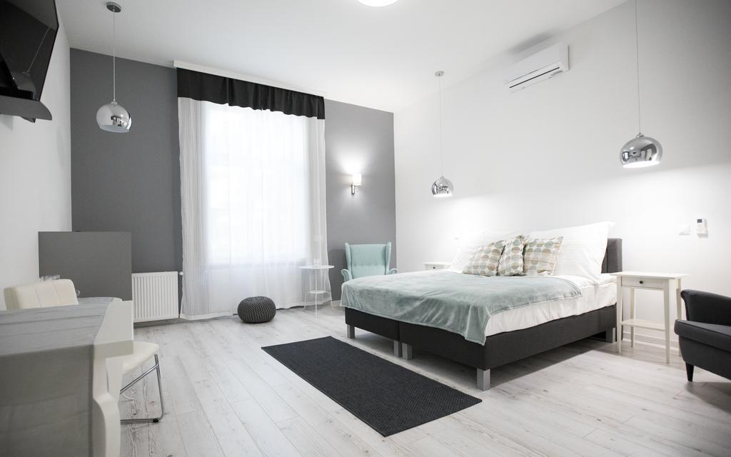 Apartament Center *