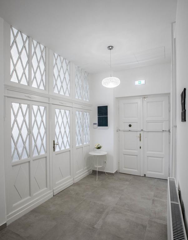 Apartament Center *